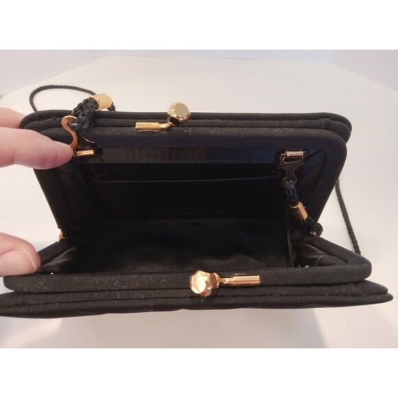1990s Black Kisslock Boxy Clutch w/ Shoulder Strap Unbranded Evening Bag - Picture 8 of 13